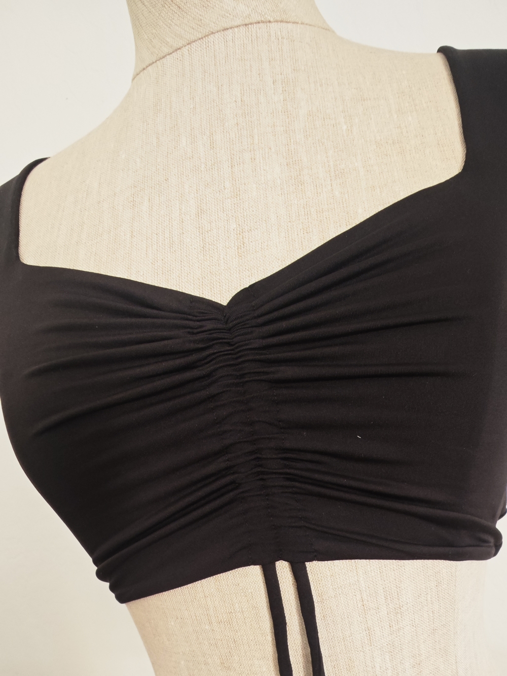 NWT Baby Boo Black Drawstring Ruched Crop Top Size S - Picture 4 of 5